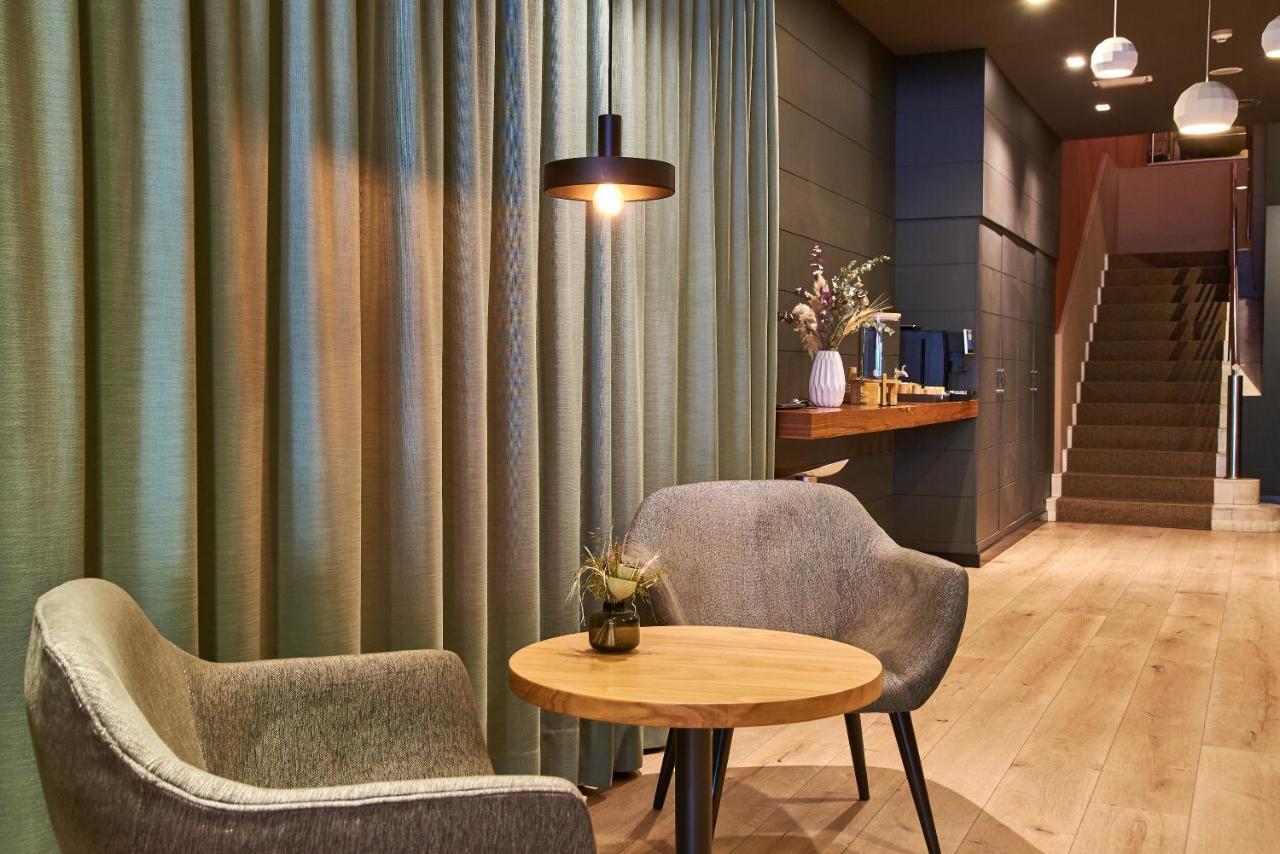 The Moods Oasis Hotel Barcelona Exterior photo